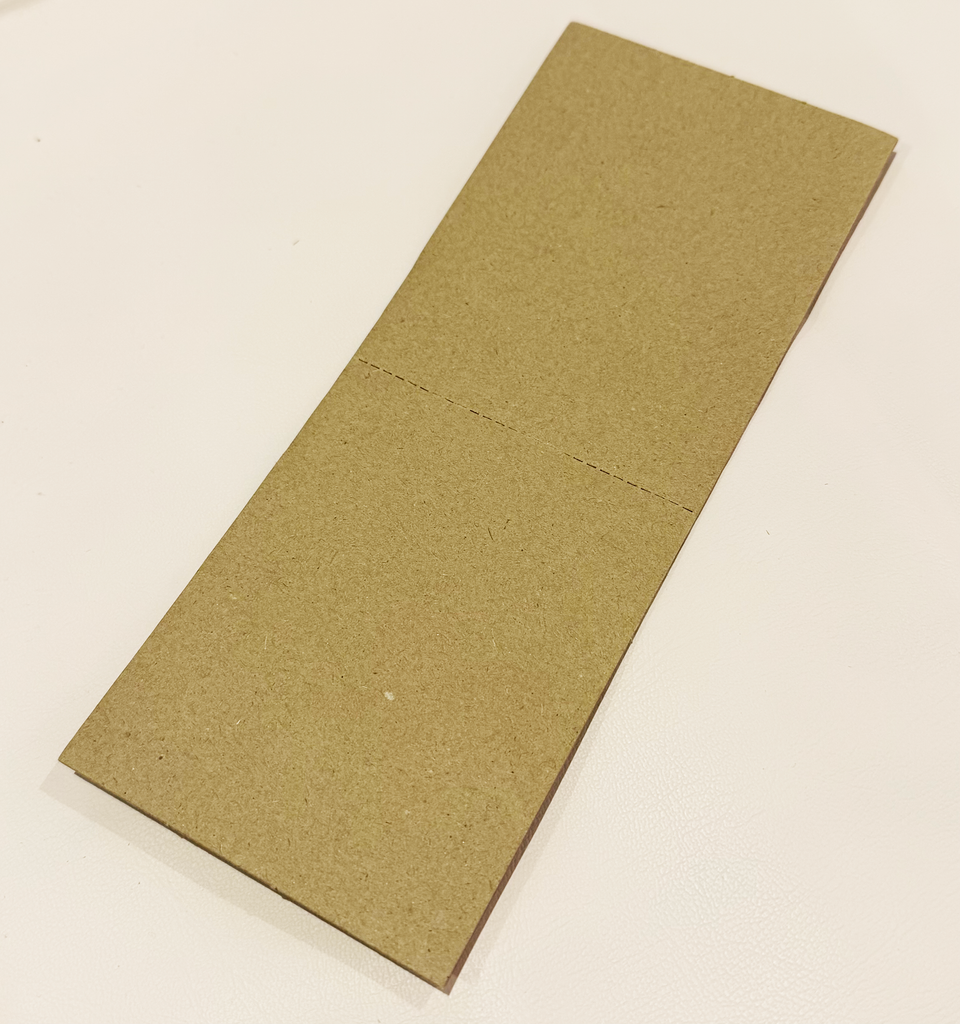 トレカ用2つ折り ダンボール 1セット100枚入り