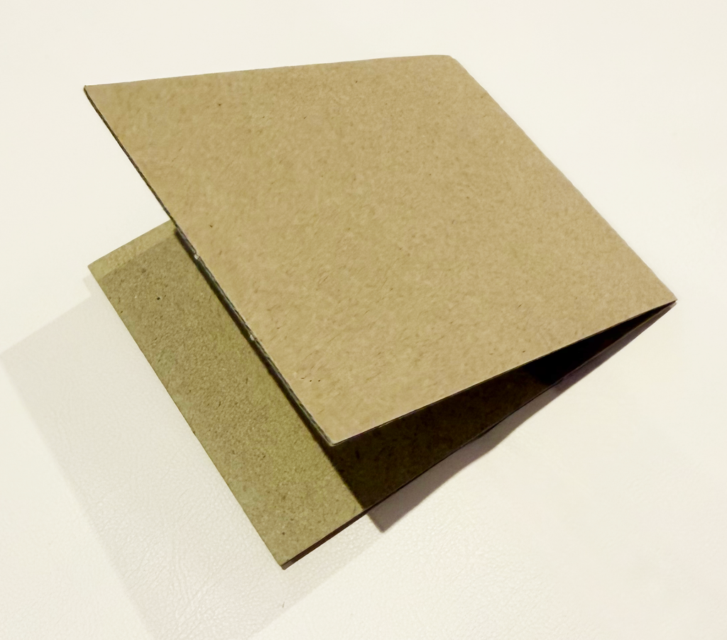 トレカ用2つ折り ダンボール 1セット100枚入り